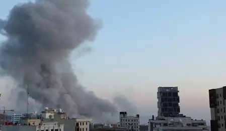 होर्मूज के लिए बड़ी जंग की आहट