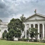 तो क्या दोनों अफसर आ चुके आमने सामने