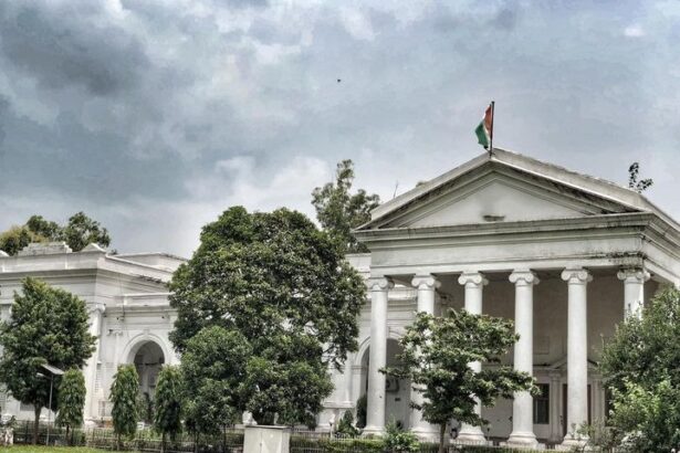 तो क्या दोनों अफसर आ चुके आमने सामने