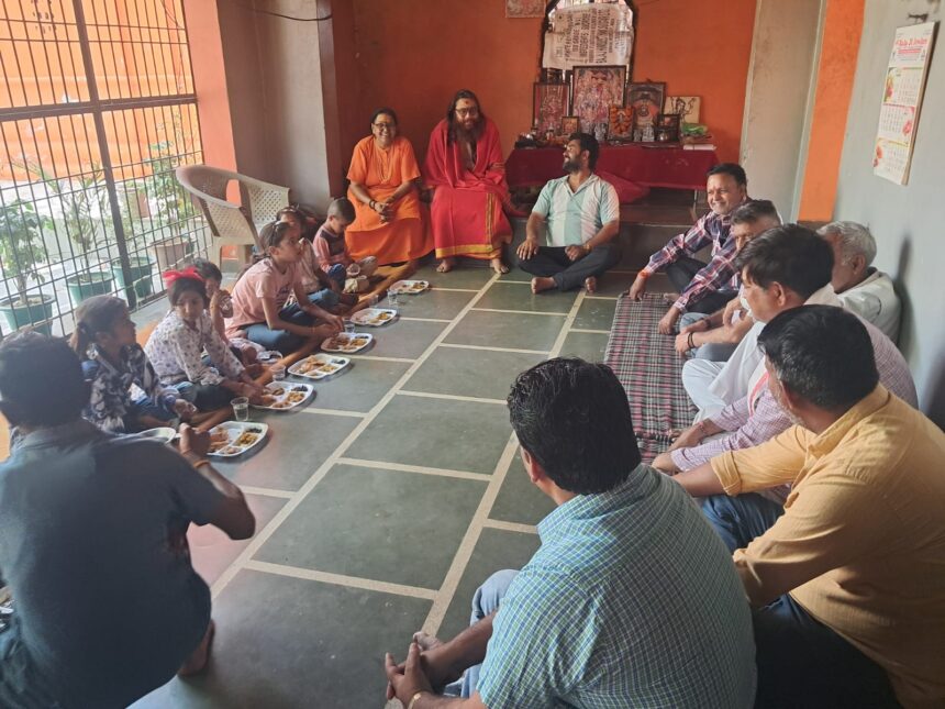 नगला मल ग्राम में शंकरताल मंदिर में भव्य भंडारा