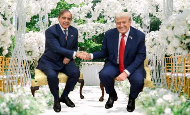 दुनिया को धोखा दे रहे हैं ट्रंप