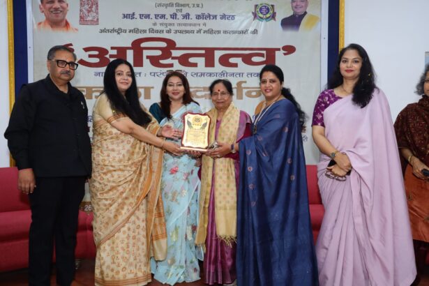 "अस्तित्व" महिला कला प्रदर्शनी का समापन