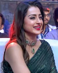 क्या त्रिशा बनेंगी तामिलनाडू की दूसरी अम्मा