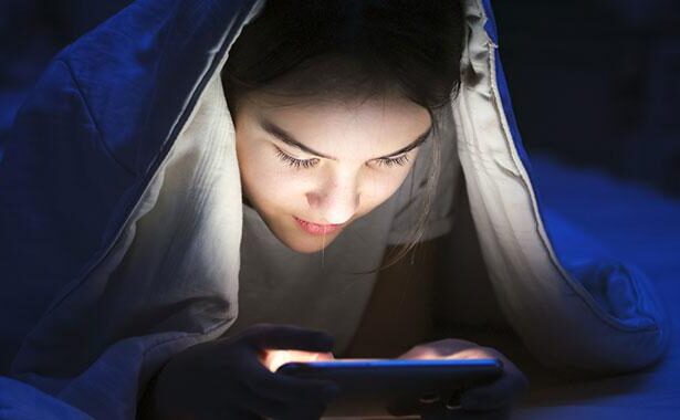 इंटरनेट की अजीब लत पर गजब फैसला